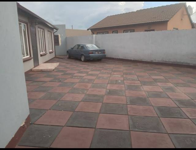 3 BEDROOM PROPERTY TO RENT IN PROTEA GLEN EXT
